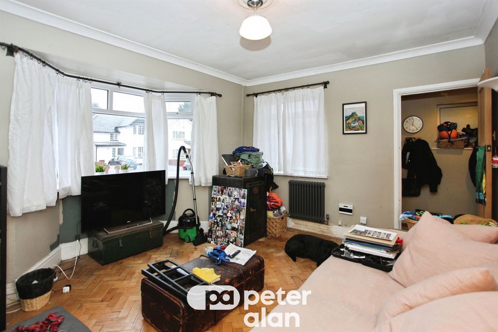 Property photo 2 of 14