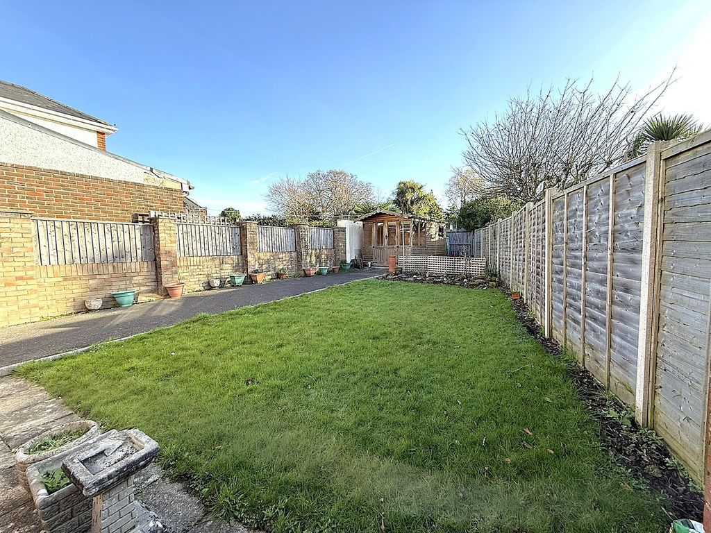 Property photo 2 of 30