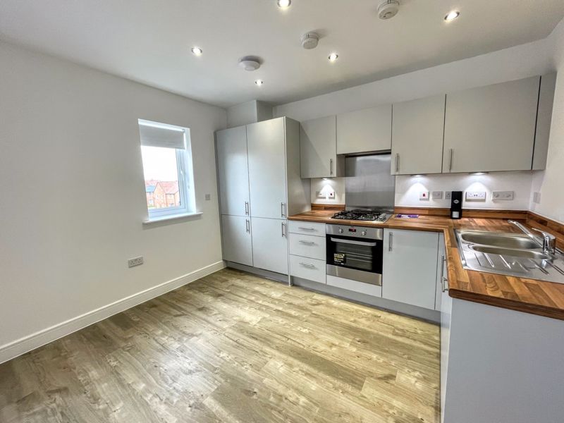 Property photo 2 of 9 Photo 6