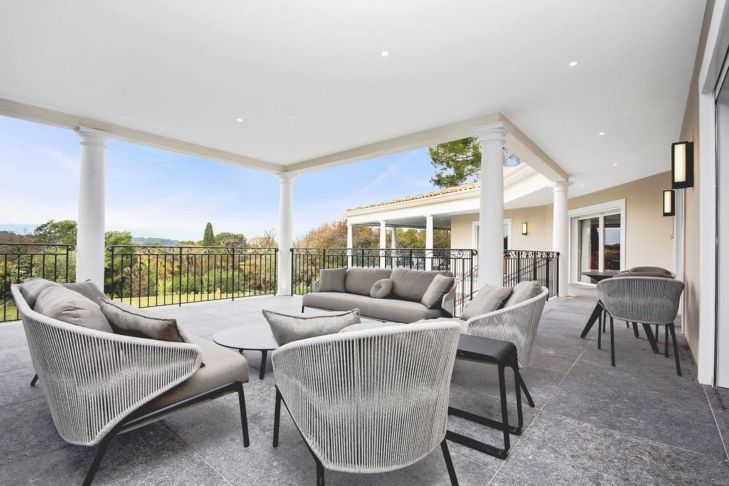 Property photo 3 of 20