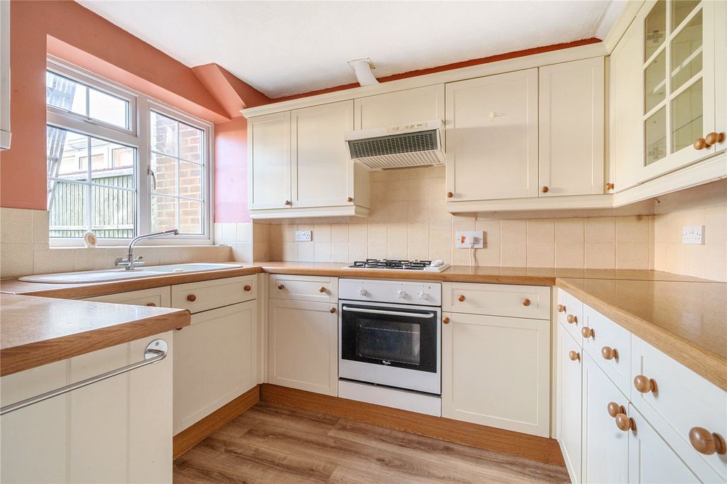 Property photo 3 of 20 Picture No. 10