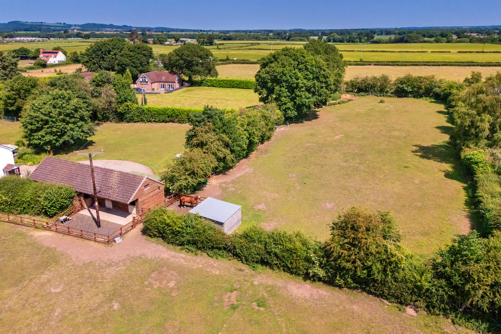 Property photo 3 of 29 Dji_20250619121001_0354_D