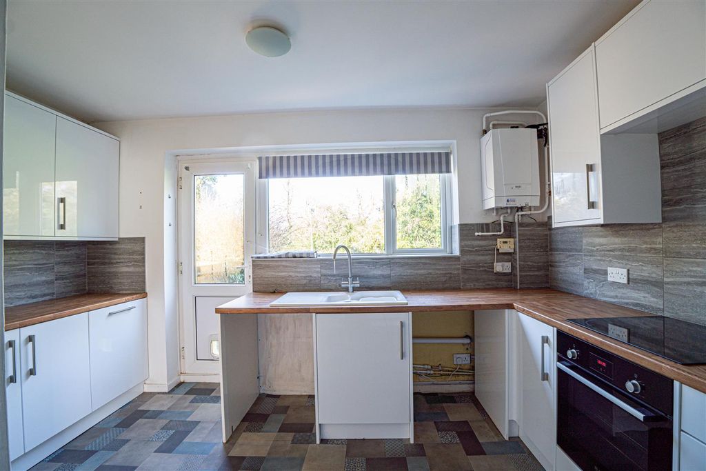 Property photo 3 of 22 Dsc00610.Jpg