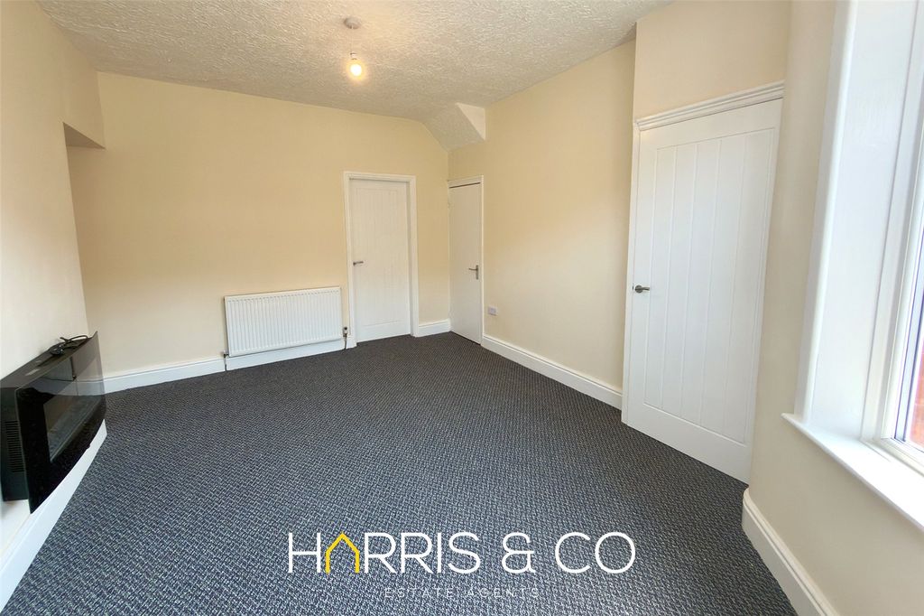 Property photo 2 of 11 Picture No. 06