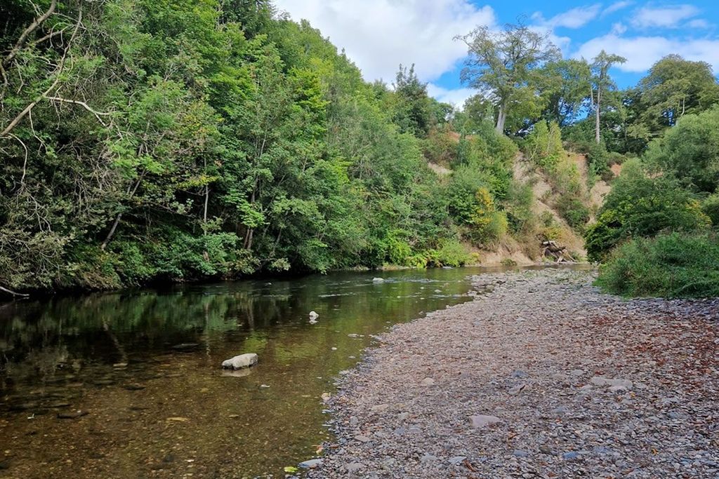 Property photo 2 of 9