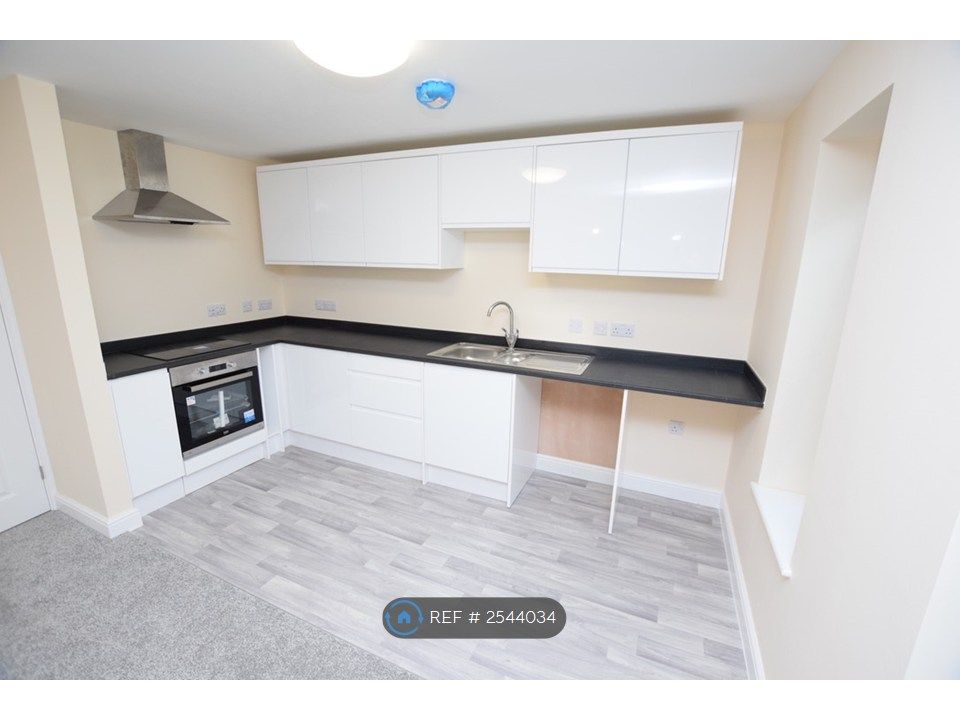 Property photo 3 of 11 Built In Kitchen
