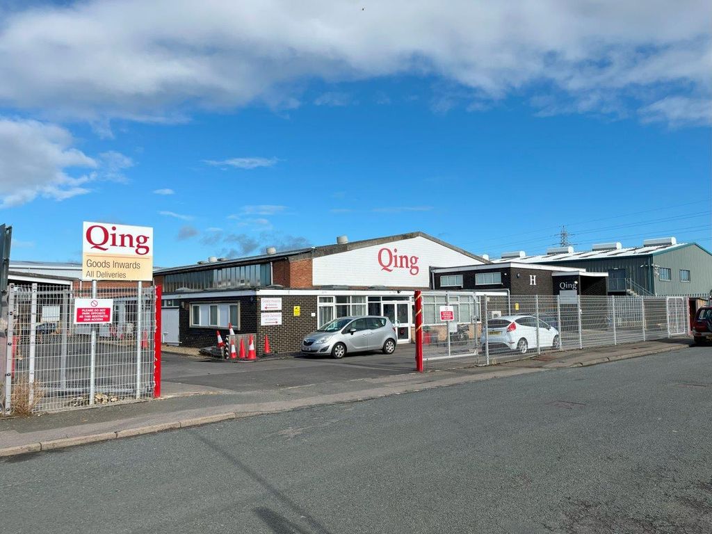 Property photo 1 of 3