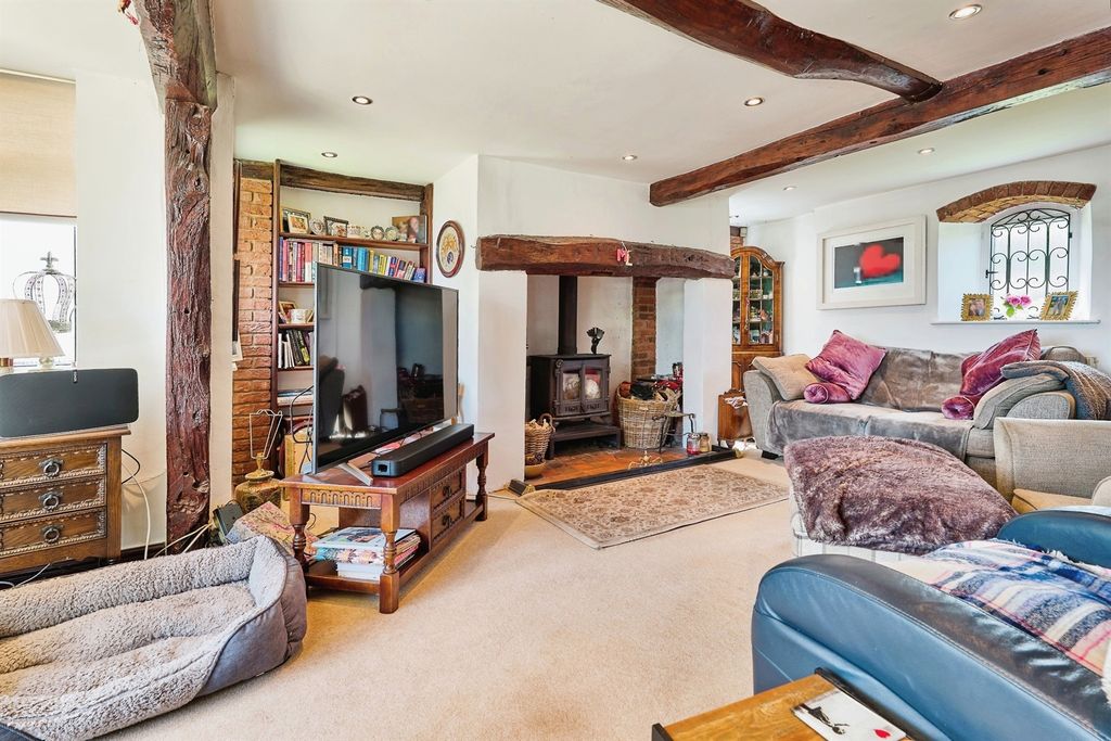 Property photo 3 of 15