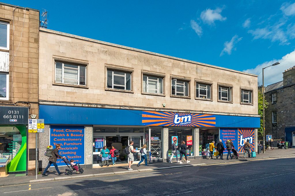 Property photo 3 of 10 Picture 3