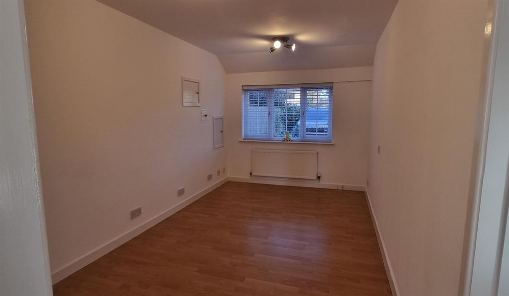 Additional image 18 of 4 bed detached house to rentMalthouse Lane, Kenilworth CV8