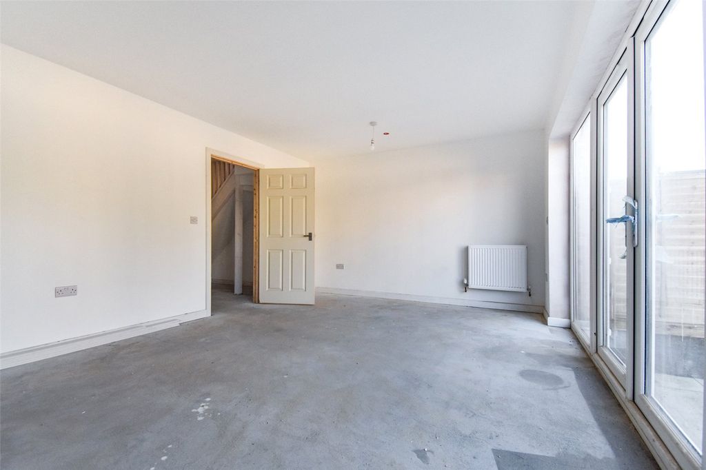 Property photo 2 of 7 Picture No. 09