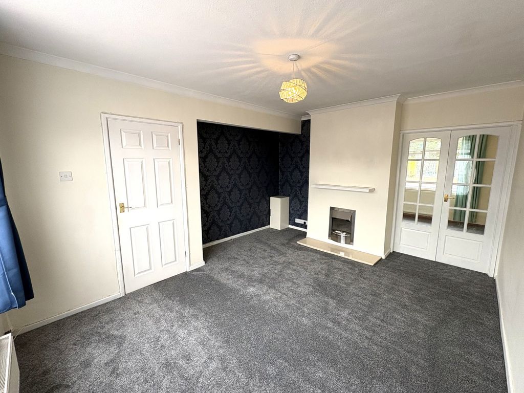 Property photo 3 of 18 Picture No. 16