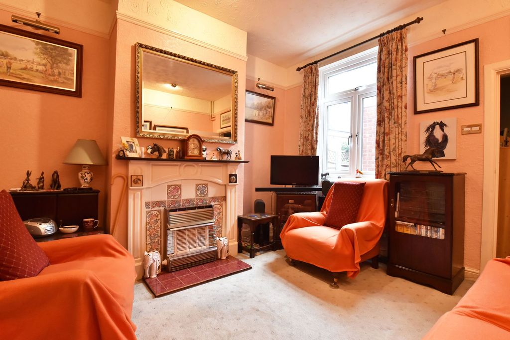 Property photo 2 of 22