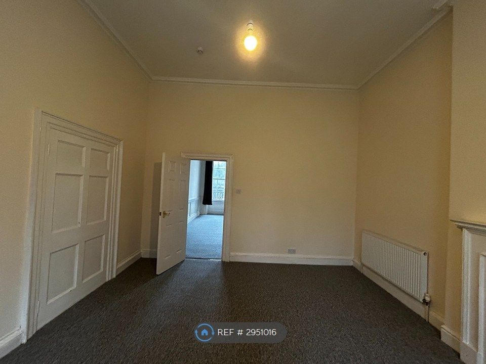 Property photo 3 of 12 Bedroom