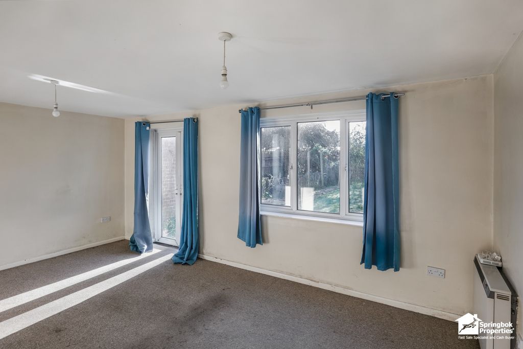 Property photo 3 of 18 Image 2