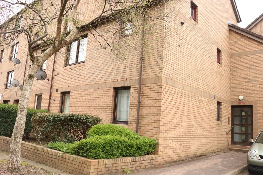 Property photo 3 of 7