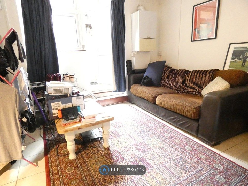 Property photo 2 of 9