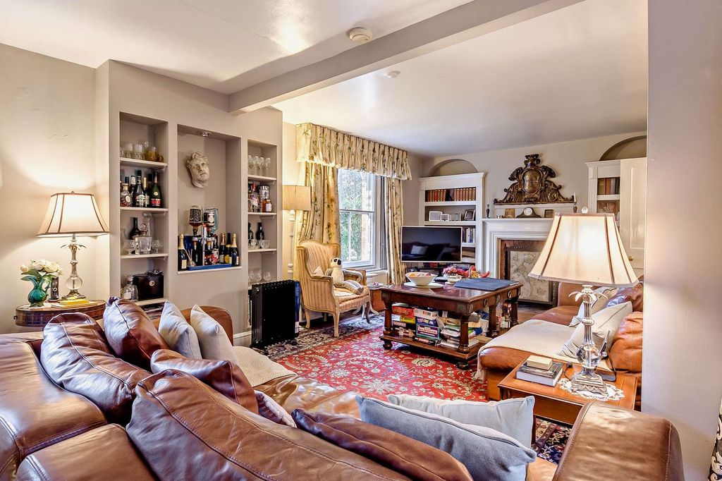 Property photo 3 of 29