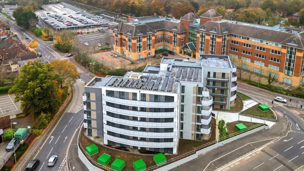 Property photo 1 of 8