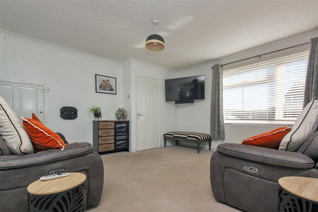 Property photo 3 of 15 Img_9648.Jpg