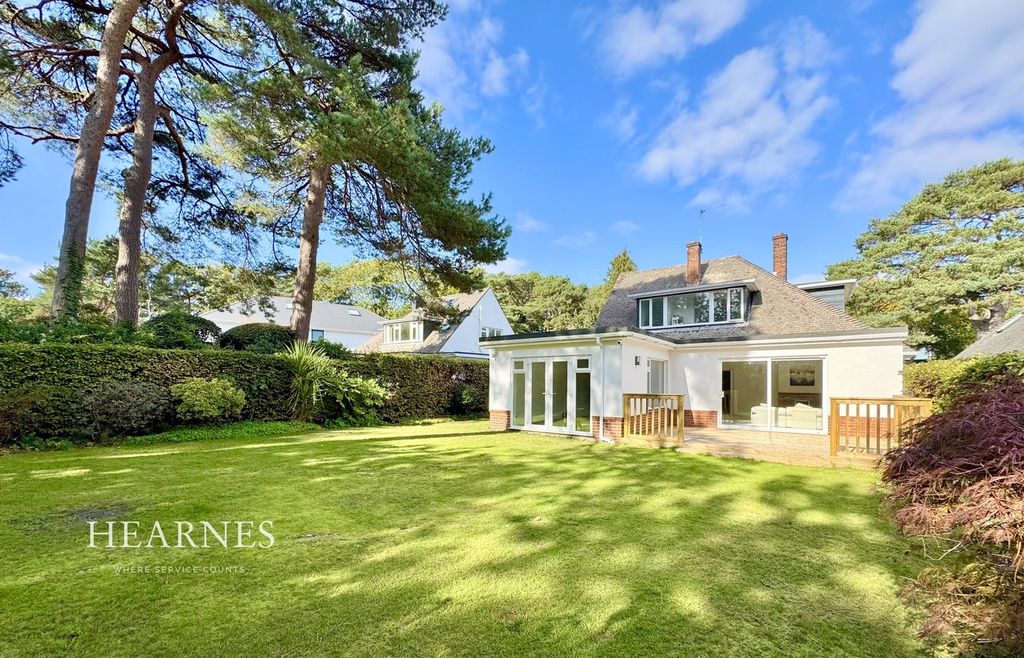 Property photo 1 of 26