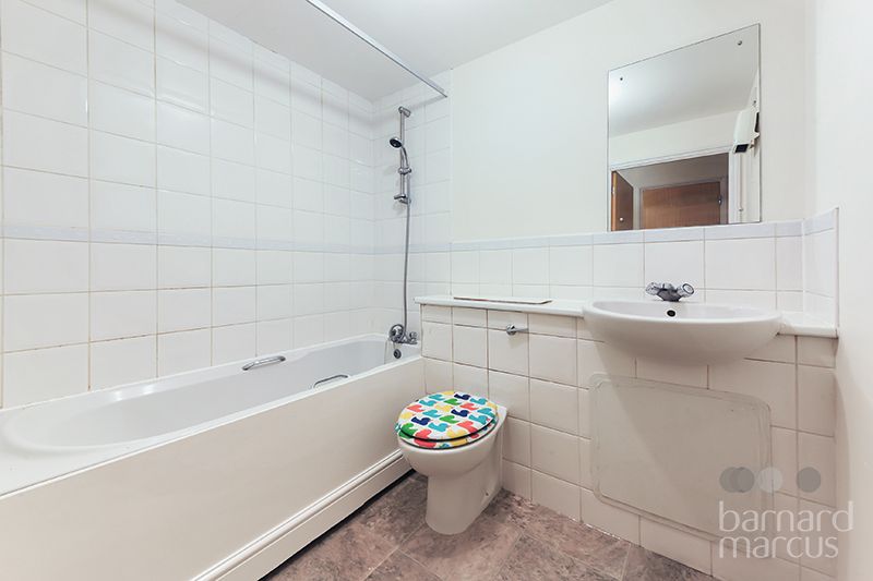 Property photo 2 of 15 Image