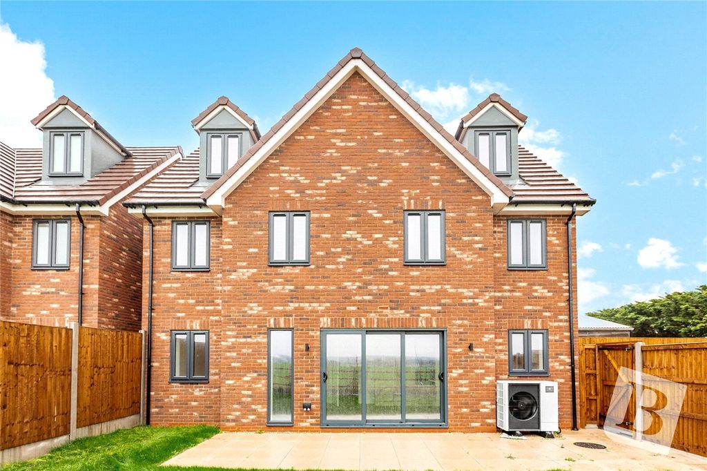 Property photo 1 of 27 Picture No. 36