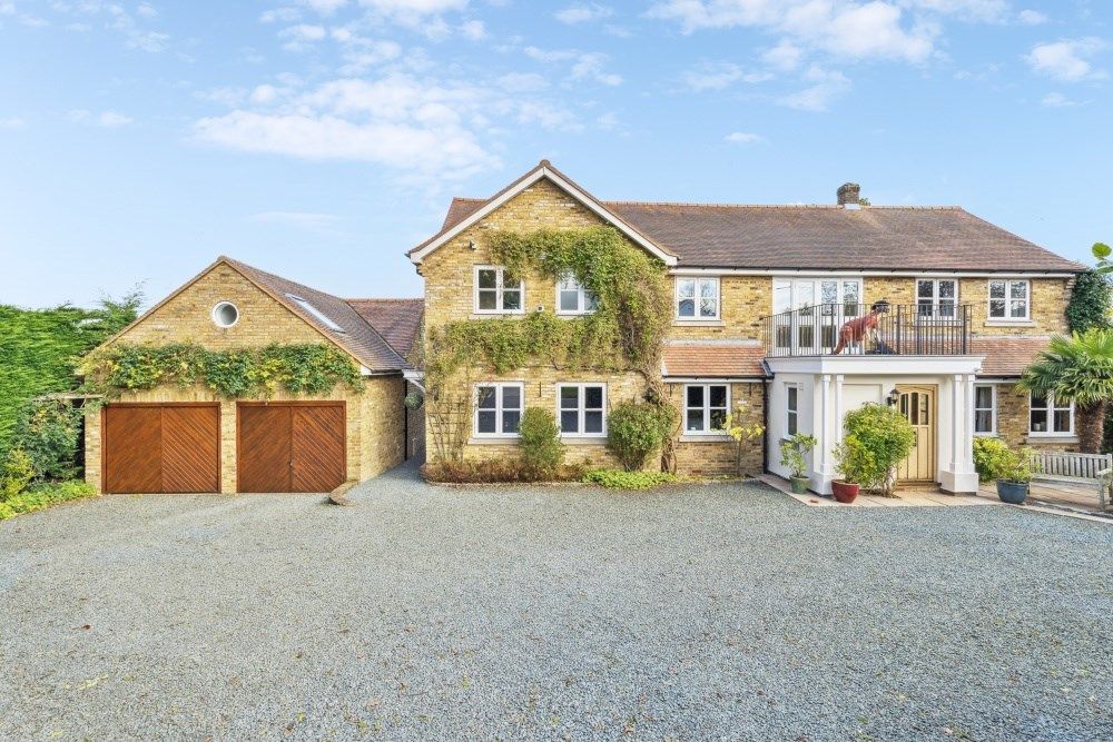 Property photo 3 of 28 60000268-Hr-1
