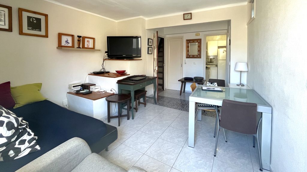 Property photo 1 of 9 01.Jpg