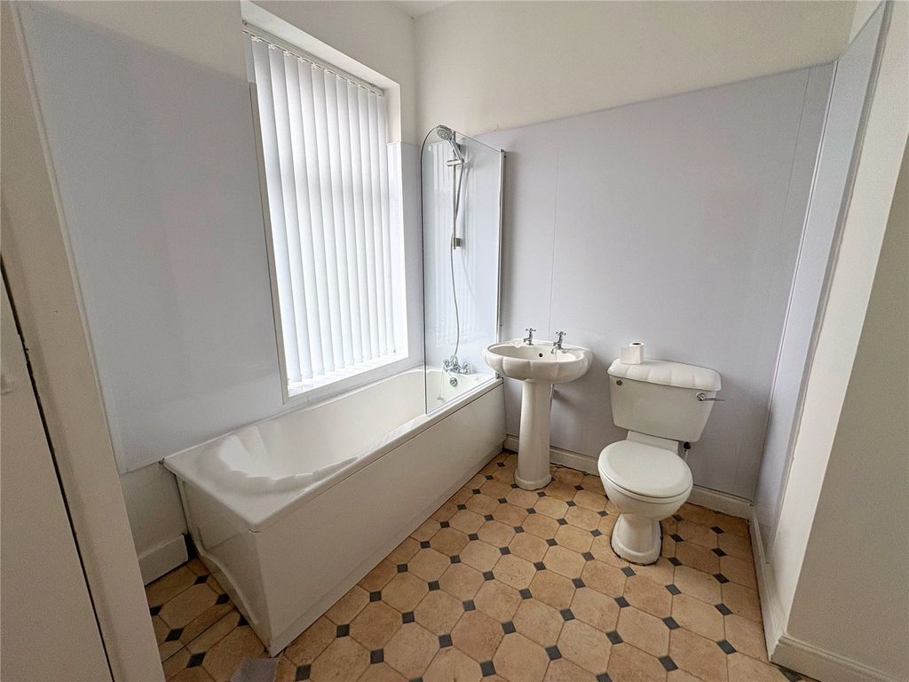 Property photo 3 of 6 Bathroom