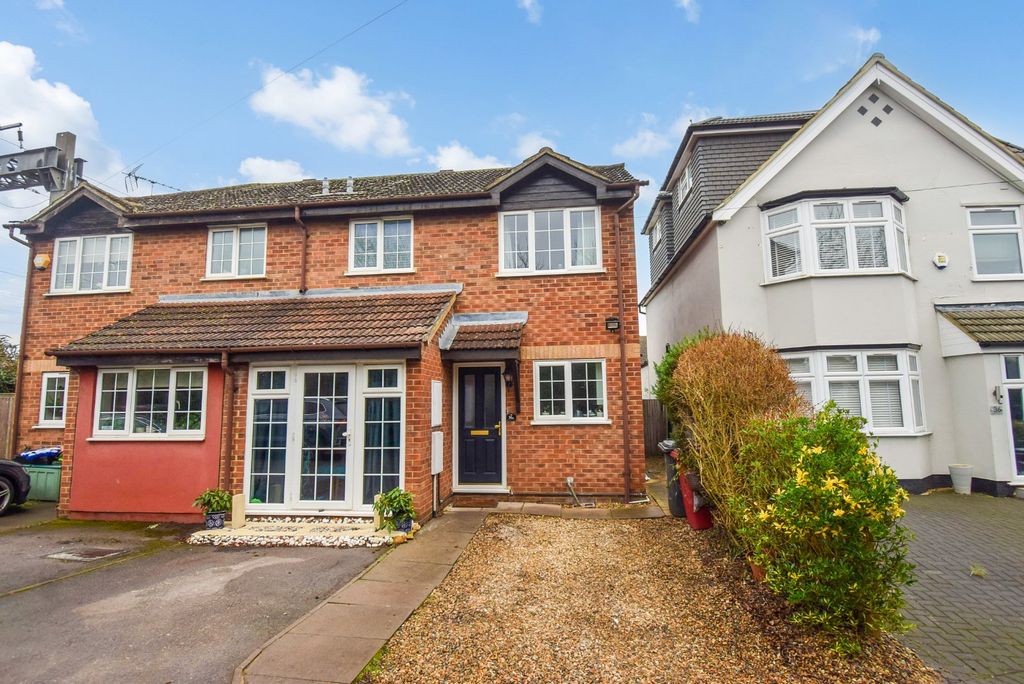 Property photo 1 of 15 External