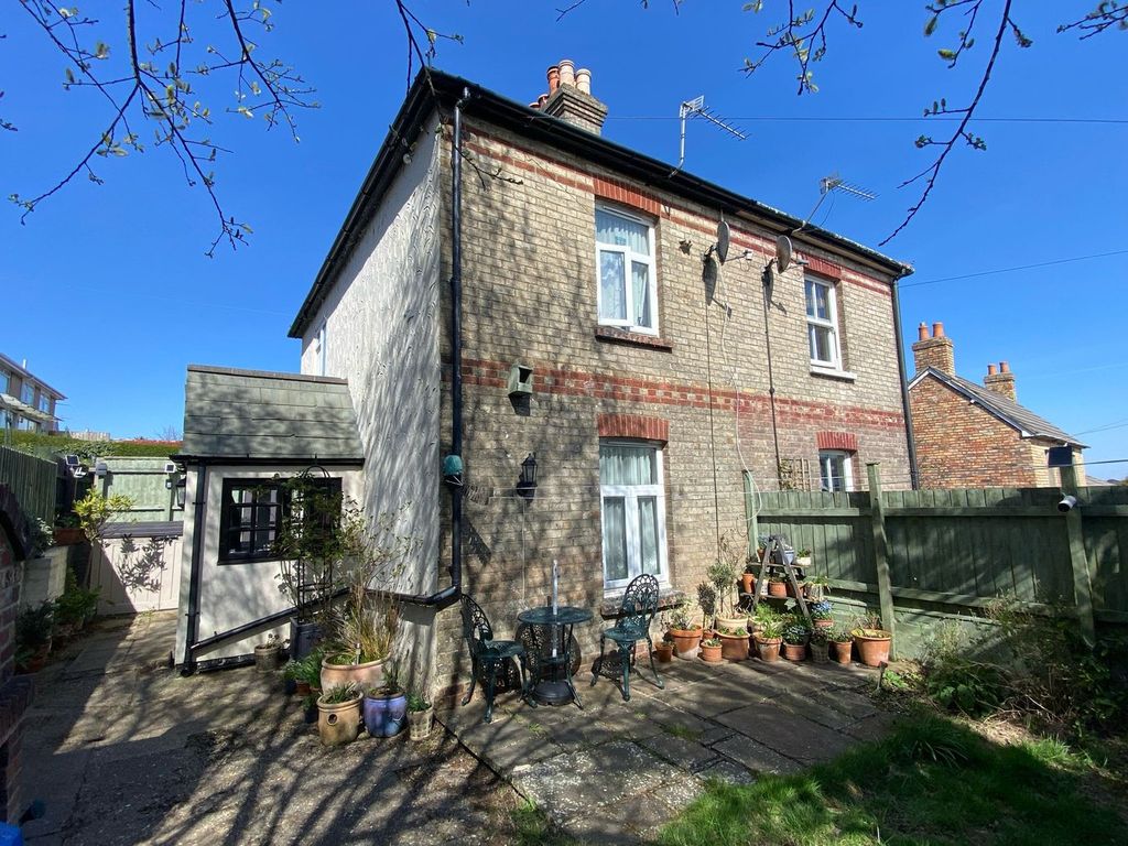 Property photo 1 of 22