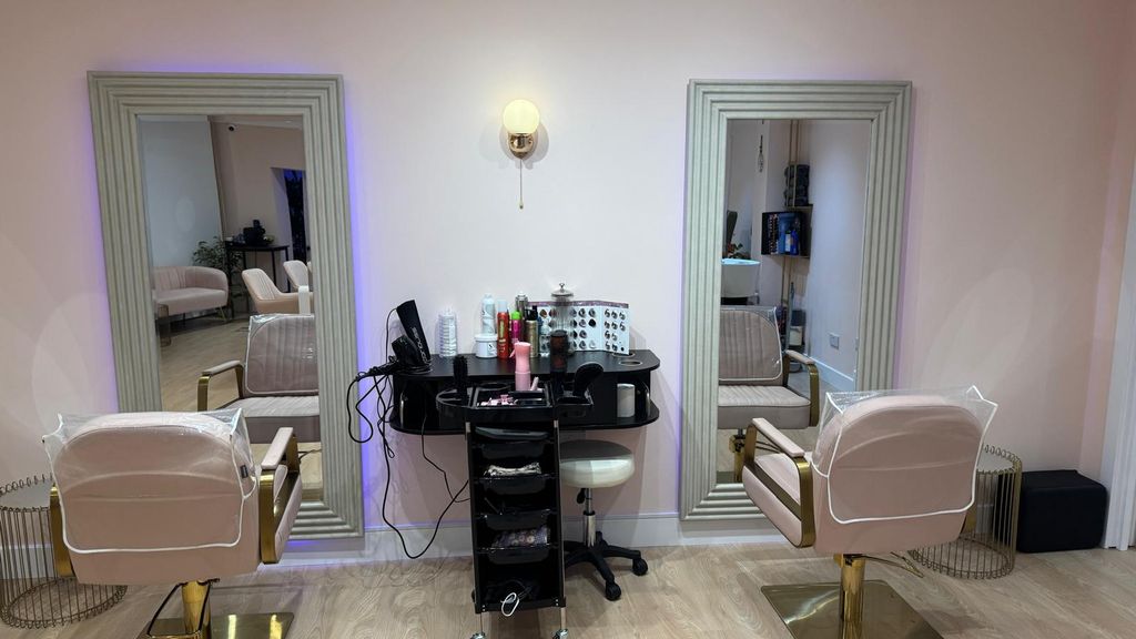 Property photo 1 of 5