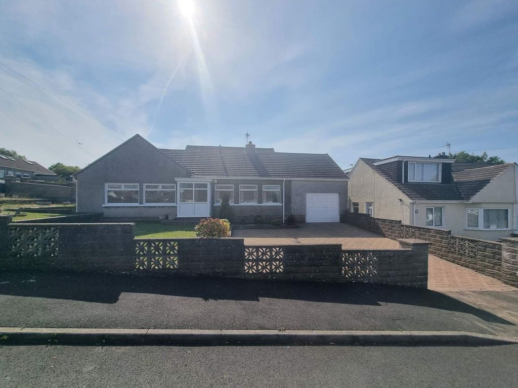 Property photo 1 of 27 Main Photo