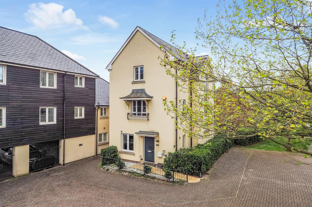 Property photo 1 of 21 Sketch_Ph28_6518319.Jpg