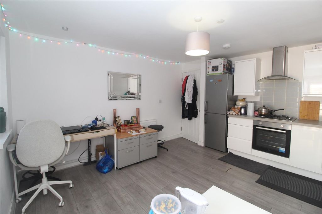 Property photo 3 of 12 Img_3276.Jpg