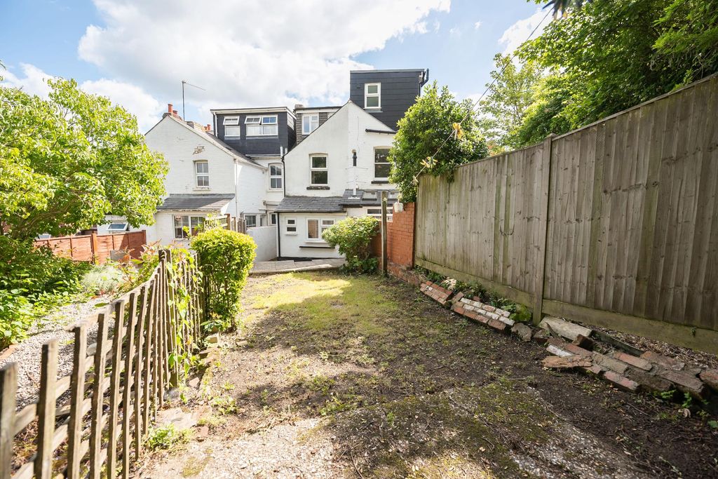 Property photo 3 of 8 Photo 2