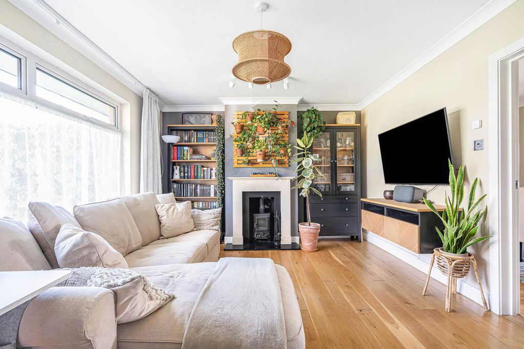 Property photo 2 of 23 25_77983-1.Jpg