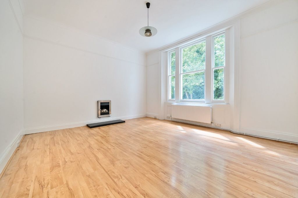 Property photo 2 of 12 Picture No. 02
