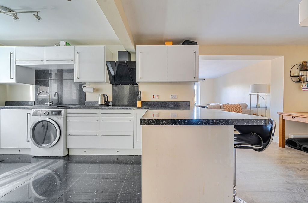 Additional image 7 of 2 bed maisonette for saleCardew Road, Liss GU33