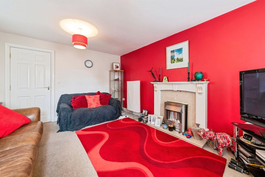 Property photo 2 of 17