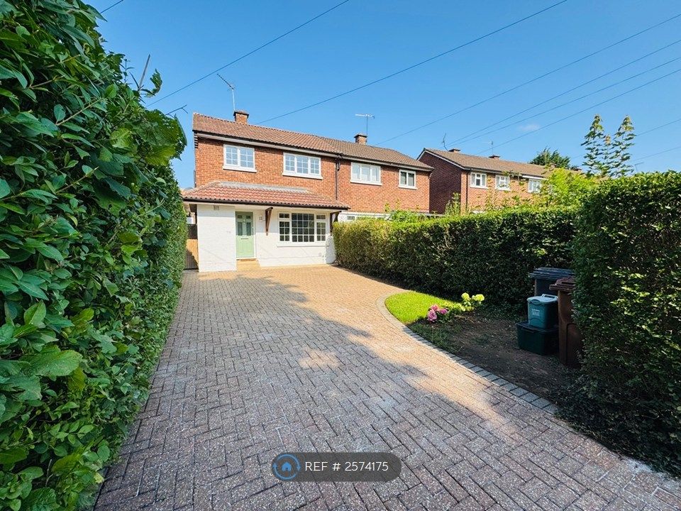 Property photo 2 of 28