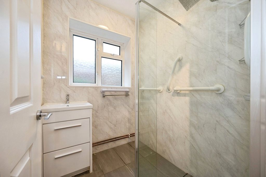 Property photo 3 of 13 Pbox-Img.Jpg