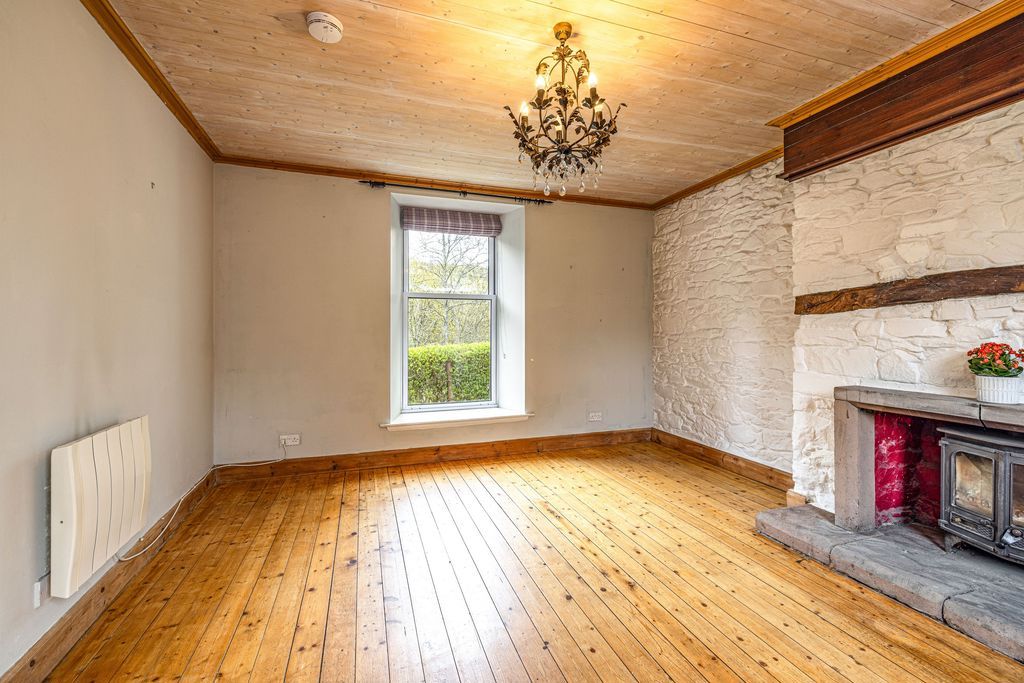 Property photo 3 of 24 Sitting Room