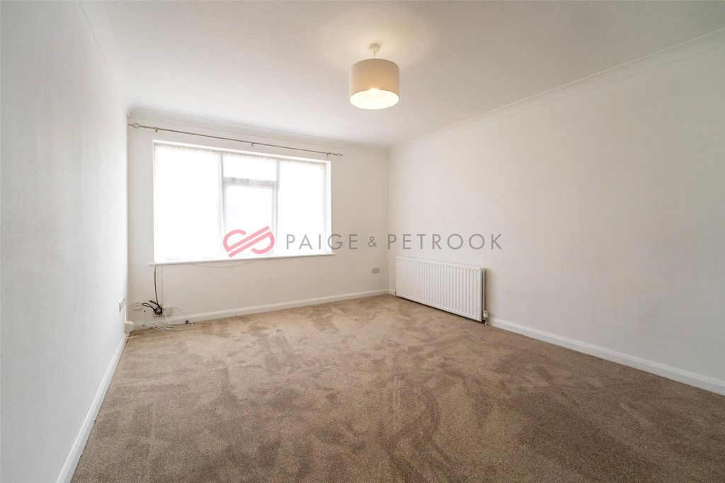 Property photo 3 of 12 Picture No. 13
