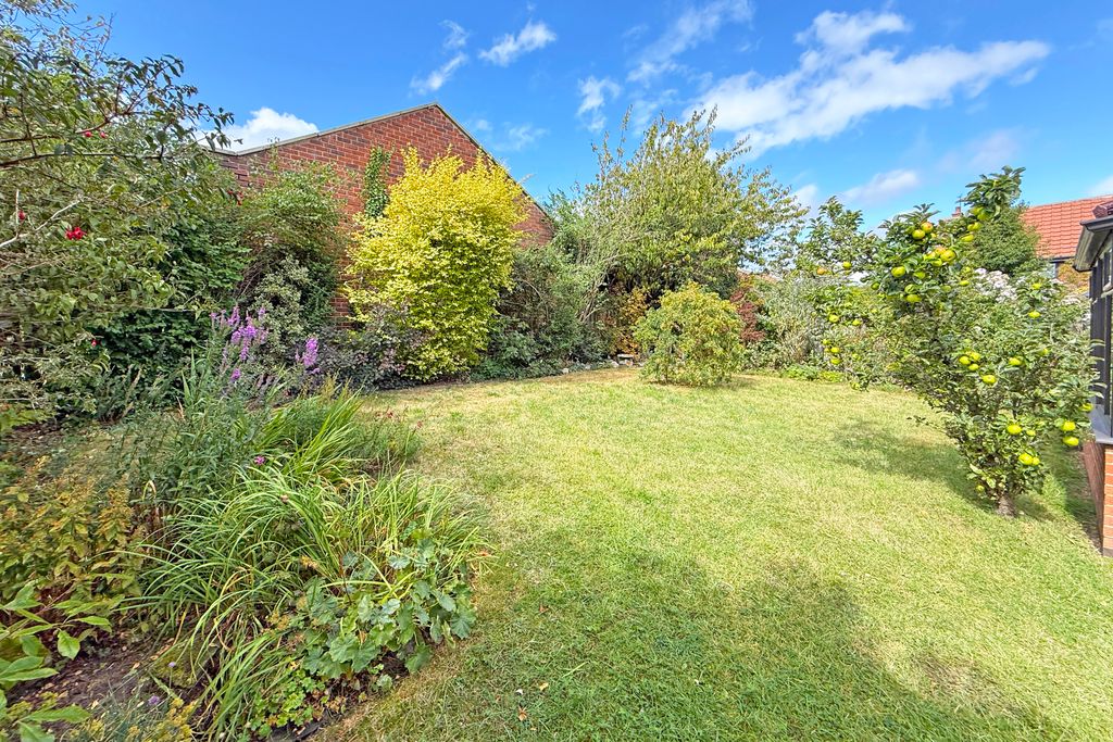 Property photo 3 of 20