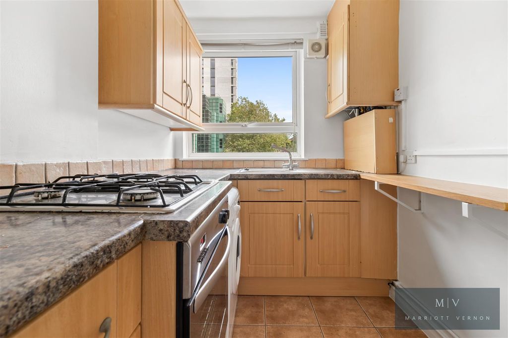 Property photo 3 of 7 Harrington Court 10 MV-2.Jpg