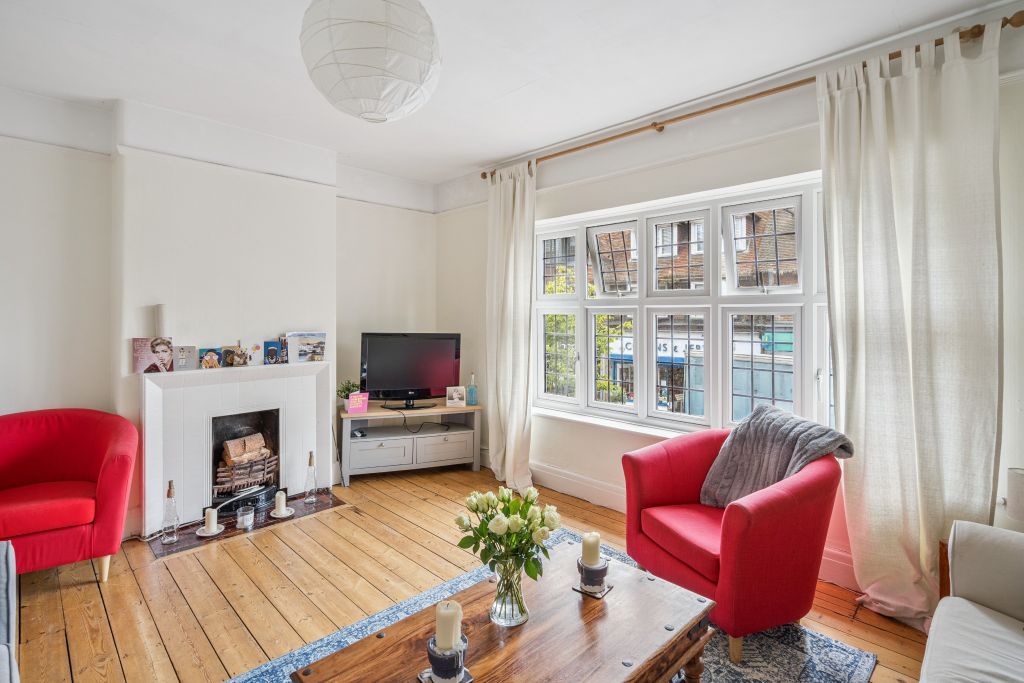 Property photo 2 of 7