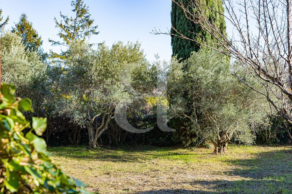 Property photo 3 of 26