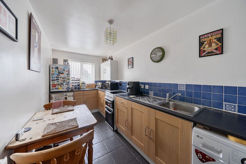 Property photo 3 of 6 Photo 2